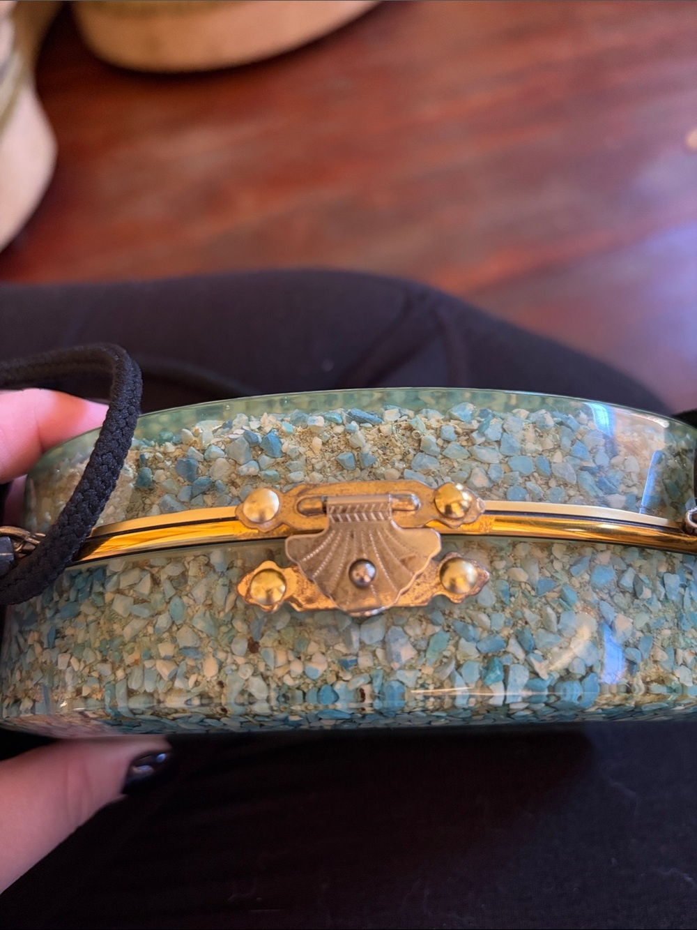 Vintage Women’s Turquoise Pebble Dome Clutch - Gold Trim - Picture 2 of 4